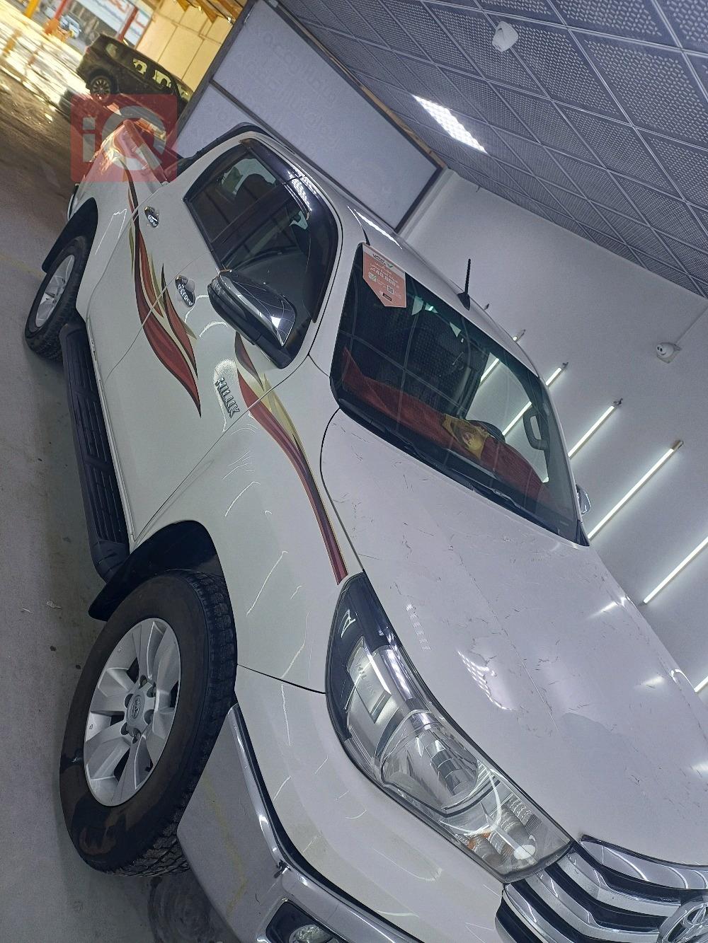 تويوتا هايلوكس